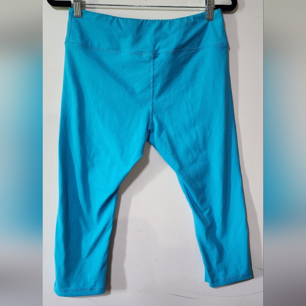 Nylon/Spandex Capri Leggings Size XL